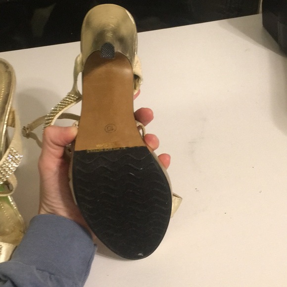 Gold and rhinestone heels - Picture 8 of 8